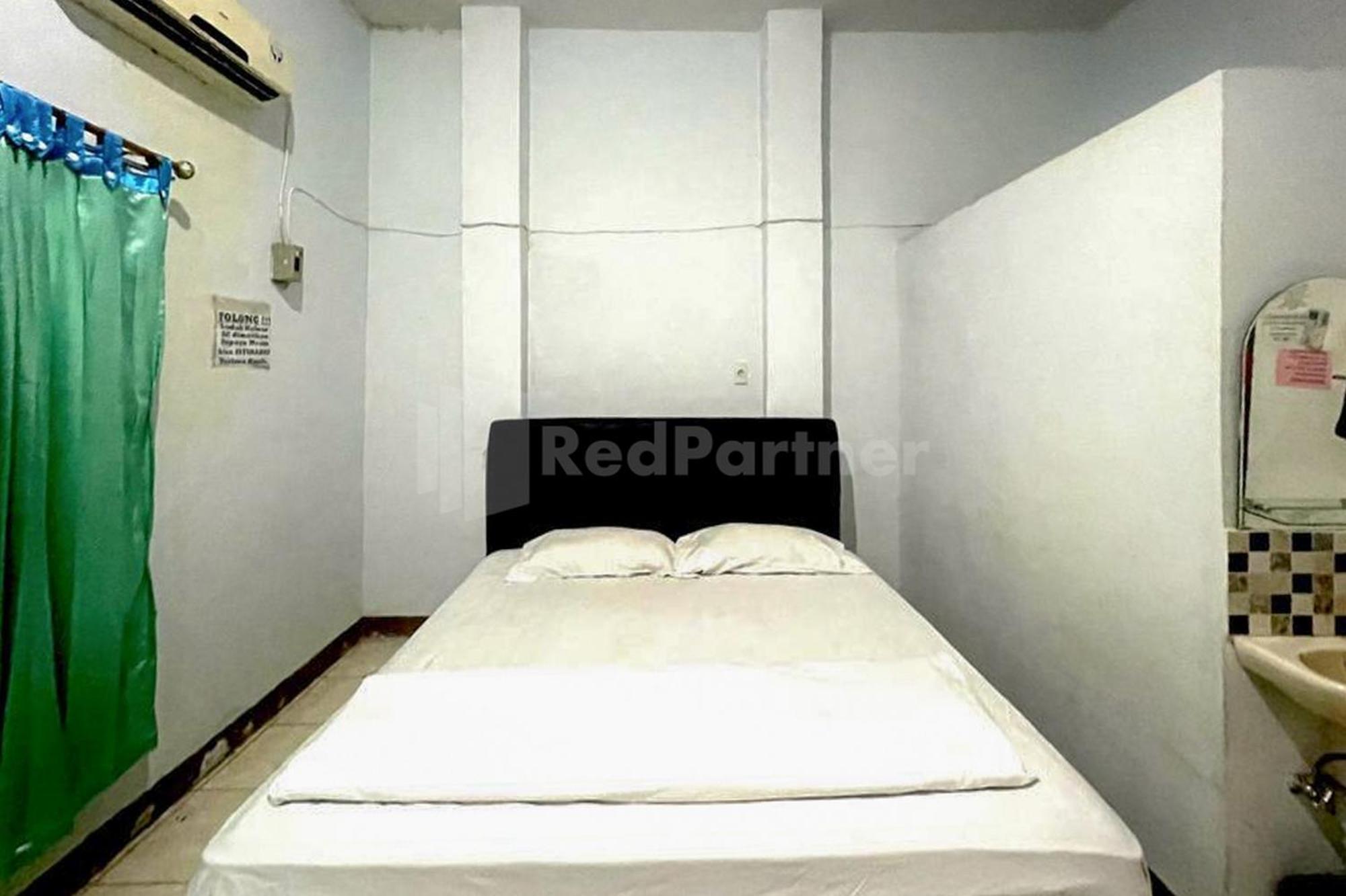 889 Redpartner Hotel 2*